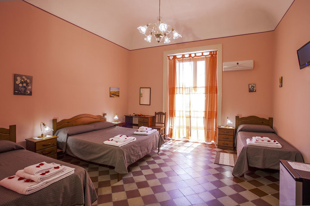 Bed and Breakfast Siciliaetnamare Riposto Exterior foto