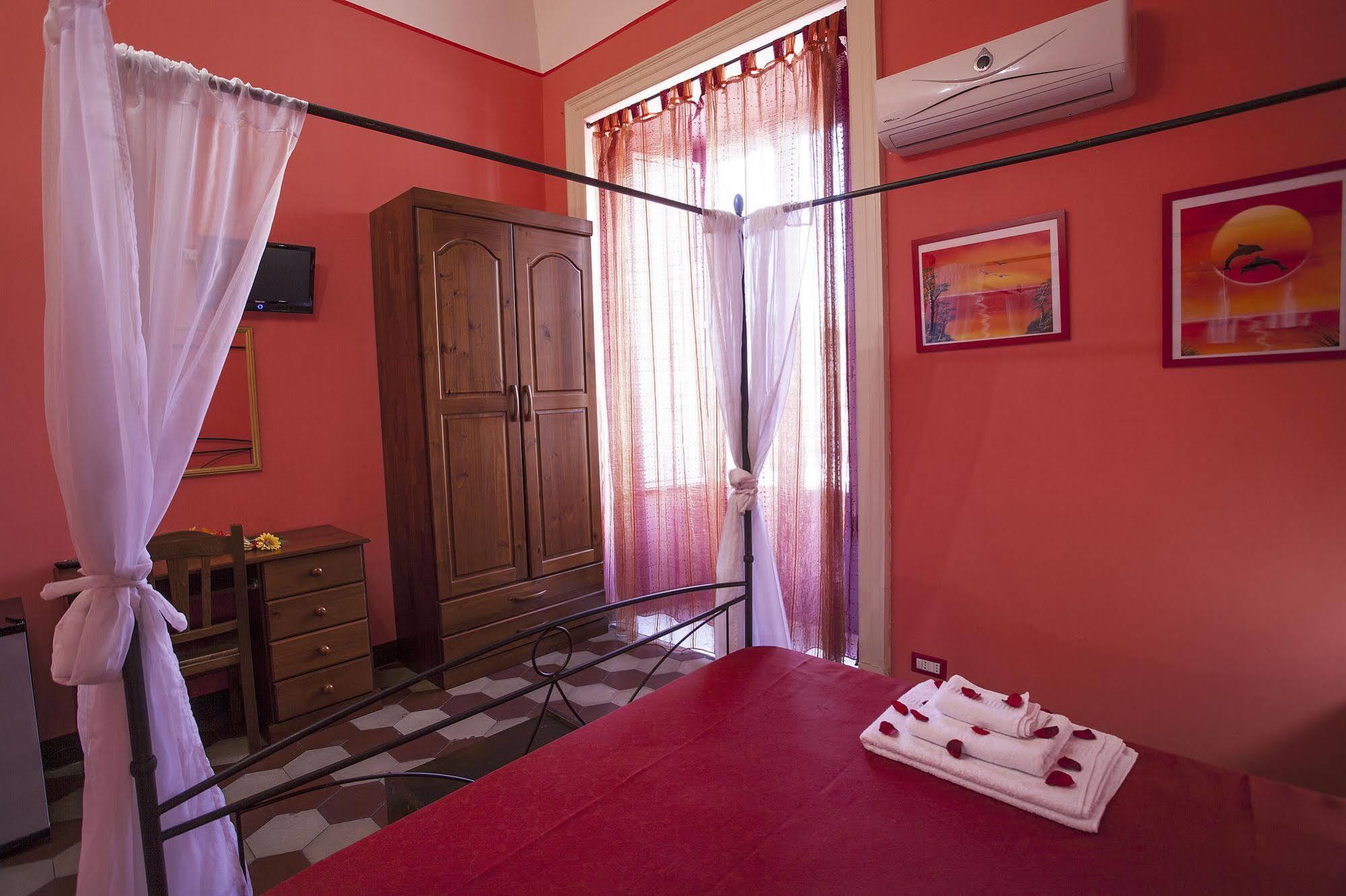 Bed and Breakfast Siciliaetnamare Riposto Exterior foto